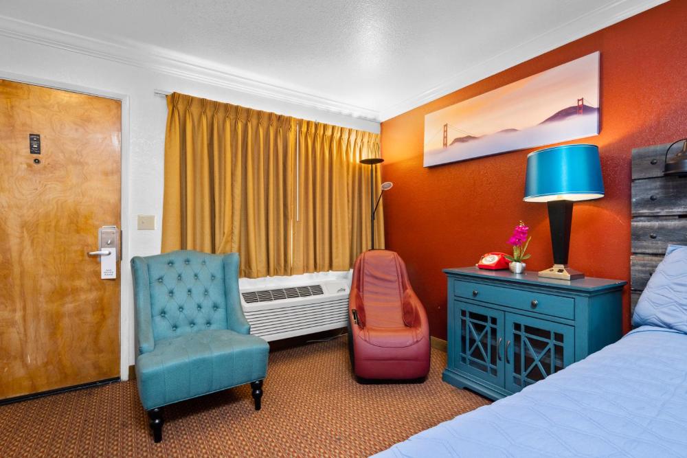 Americana Inn Motel